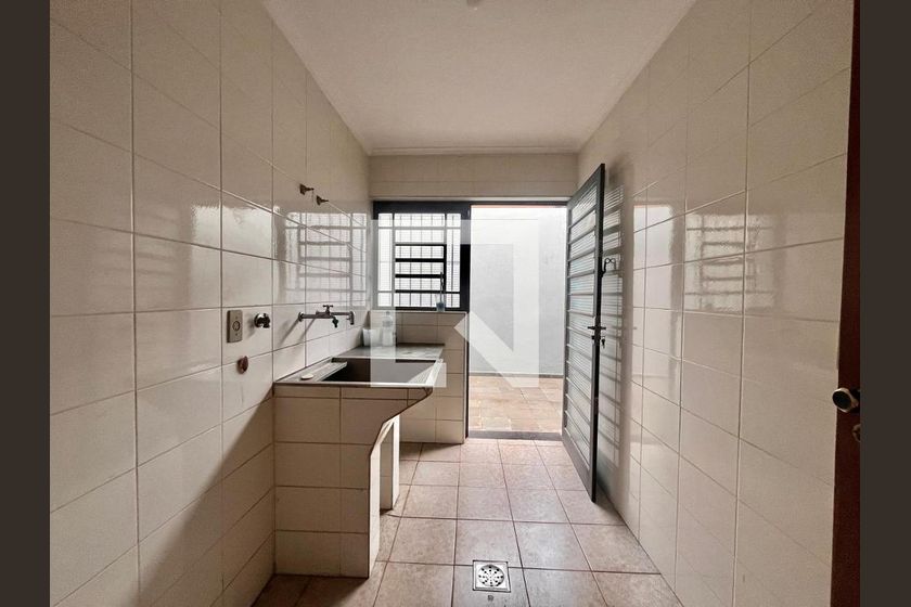 Casa à Venda - Jardim Chapadão, 4 Quartos,  300 m2 em , Campinas - sp | SoloBR