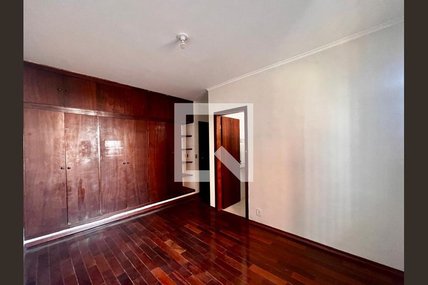 Casa à Venda - Jardim Chapadão, 4 Quartos,  300 m2 em , Campinas - sp | SoloBR