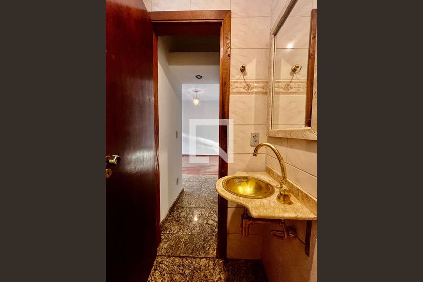 Casa à Venda - Jardim Chapadão, 4 Quartos,  300 m2 em , Campinas - sp | SoloBR