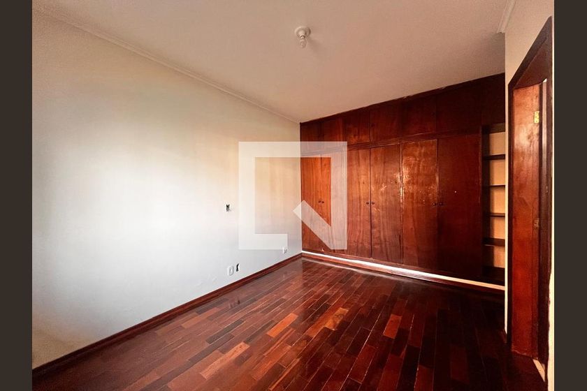 Casa à Venda - Jardim Chapadão, 4 Quartos,  300 m2 em , Campinas - sp | SoloBR