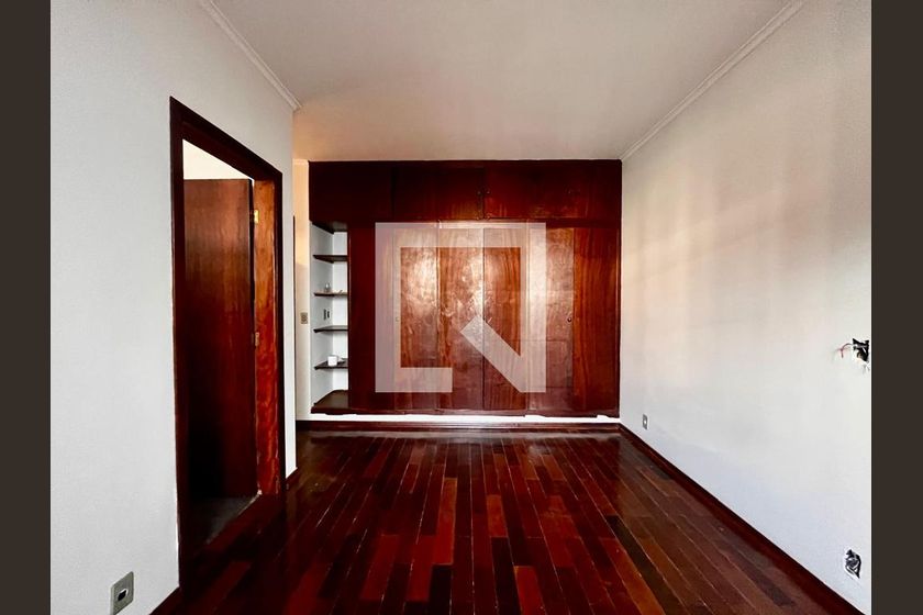 Casa à Venda - Jardim Chapadão, 4 Quartos,  300 m2 em , Campinas - sp | SoloBR