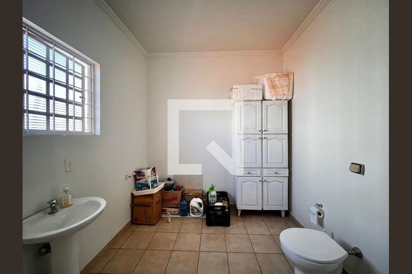 Casa à Venda - Taquaral, 4 Quartos,  170 m2 em , Campinas - sp | SoloBR
