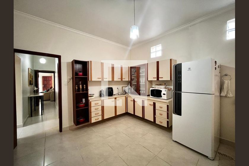 Casa à Venda - Taquaral, 4 Quartos,  170 m2 em , Campinas - sp | SoloBR