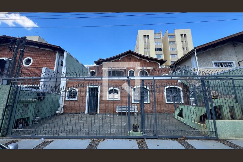 Casa à Venda - Jardim Flamboyant, 6 Quartos,  245 m2 em , Campinas - sp | SoloBR