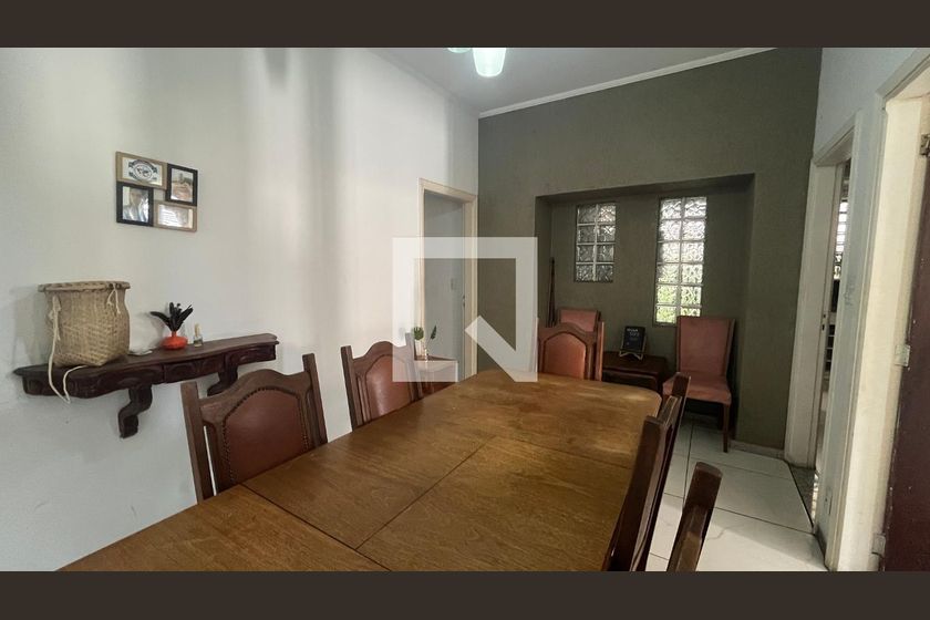 Casa à Venda - Jardim Flamboyant, 6 Quartos,  245 m2 em , Campinas - sp | SoloBR