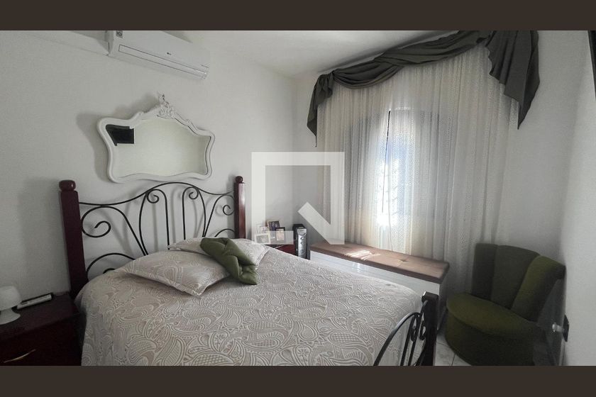 Casa à Venda - Jardim Flamboyant, 6 Quartos,  245 m2 em , Campinas - sp | SoloBR