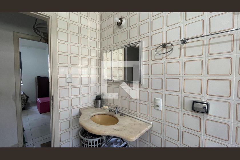 Casa à Venda - Jardim Flamboyant, 6 Quartos,  245 m2 em , Campinas - sp | SoloBR