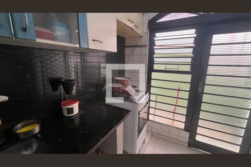 Casa à Venda - Jardim Flamboyant, 6 Quartos,  245 m2 em , Campinas - sp | SoloBR