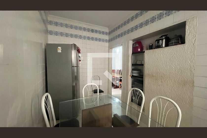 Casa à Venda - Jardim Flamboyant, 6 Quartos,  245 m2 em , Campinas - sp | SoloBR