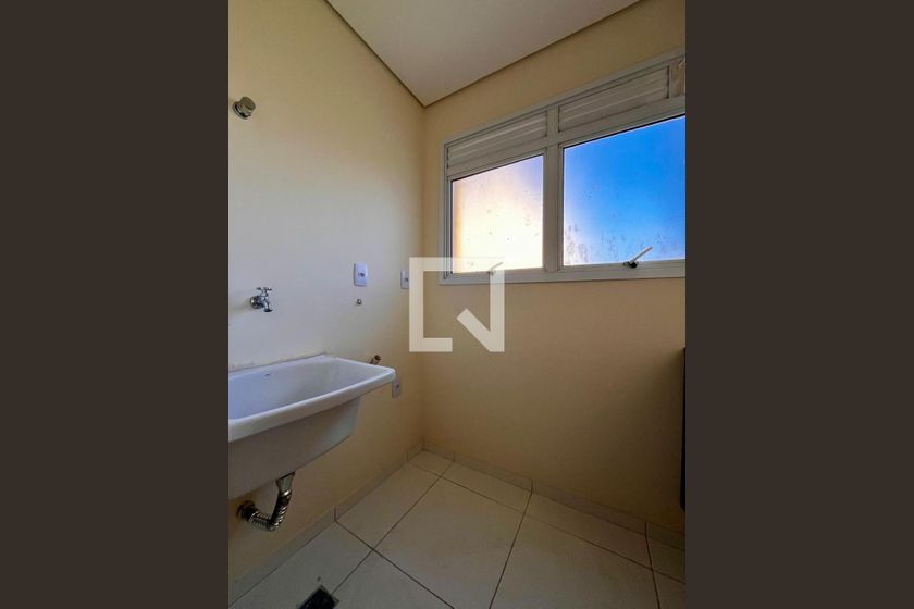 Apartamento à Venda - Mansões Santo Antônio, 3 Quartos,  76 m2 em , Campinas - sp | SoloBR