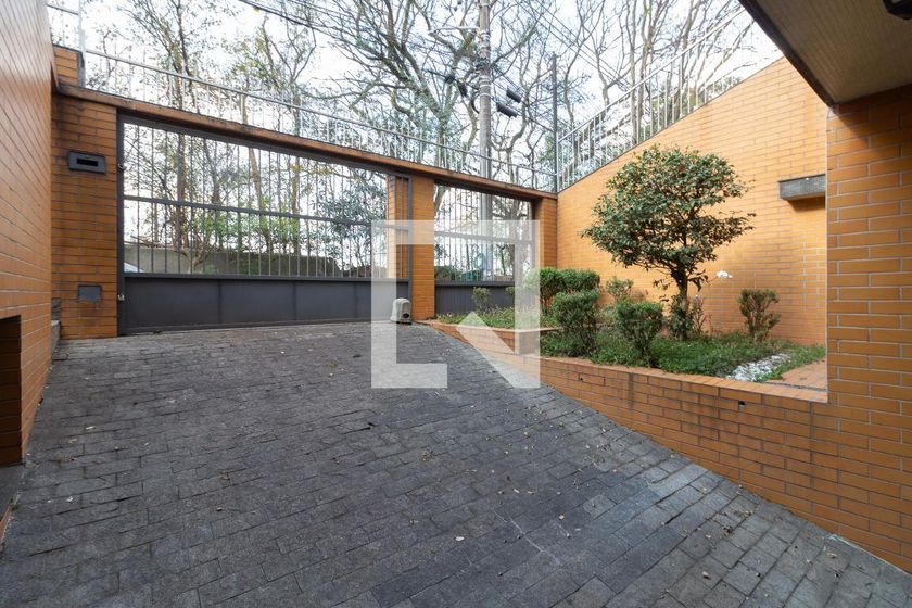 Casa, 4 quartos, 344 m² - Foto 57