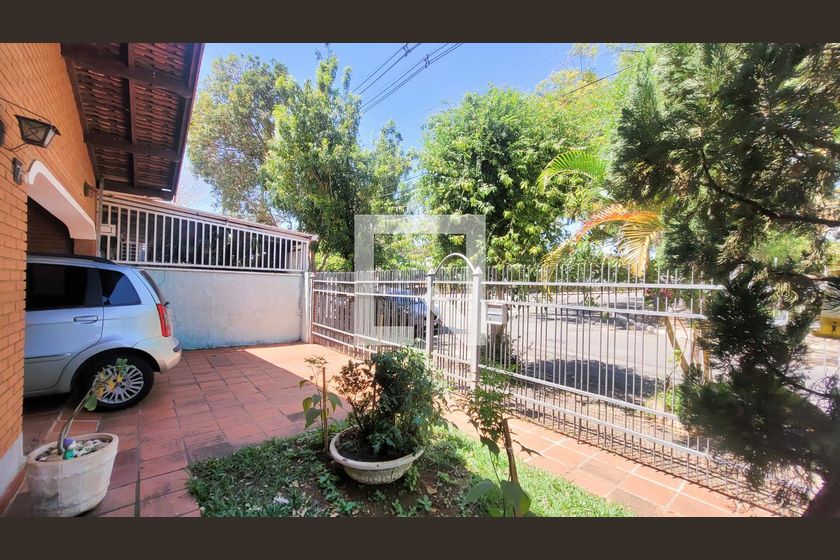 Casa à Venda - Barão Geraldo - Centro, 3 Quartos,  158 m2 em , Campinas - sp | SoloBR