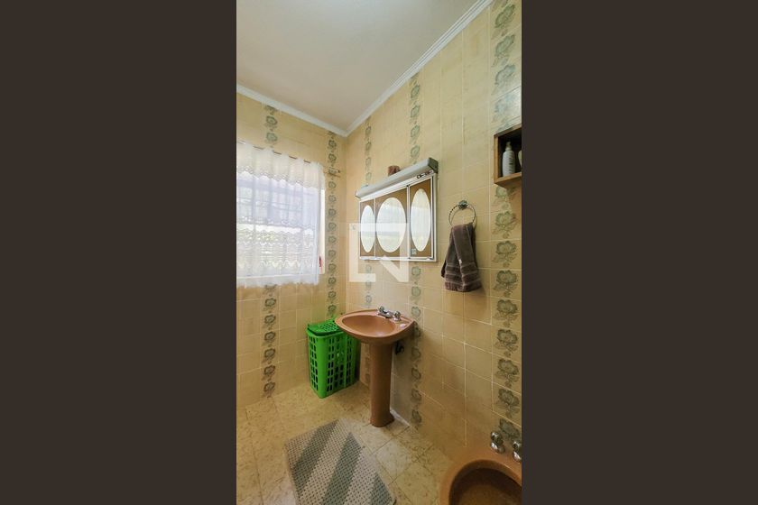 Casa à Venda - Barão Geraldo - Centro, 3 Quartos,  158 m2 em , Campinas - sp | SoloBR