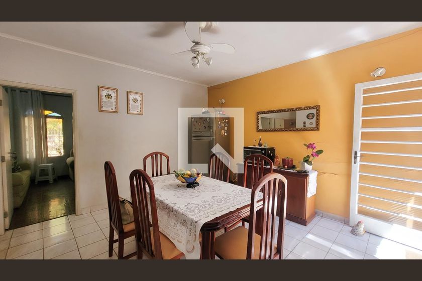 Casa à Venda - Barão Geraldo - Centro, 3 Quartos,  158 m2 em , Campinas - sp | SoloBR