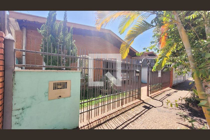 Casa à Venda - Barão Geraldo - Centro, 3 Quartos,  158 m2 em , Campinas - sp | SoloBR