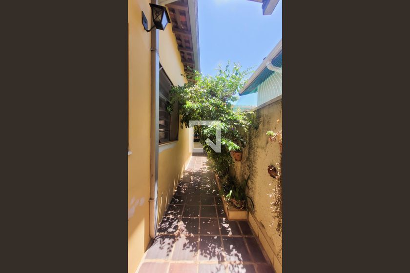Casa à Venda - Barão Geraldo - Centro, 3 Quartos,  158 m2 em , Campinas - sp | SoloBR