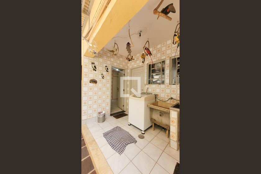 Casa à Venda - Barão Geraldo - Centro, 3 Quartos,  158 m2 em , Campinas - sp | SoloBR