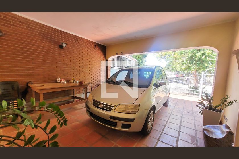 Casa à Venda - Barão Geraldo - Centro, 3 Quartos,  158 m2 em , Campinas - sp | SoloBR