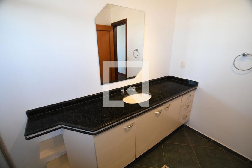 Casa à Venda - Lot. Alphaville Campinas, 4 Quartos,  604 m2 em , Campinas - sp | SoloBR
