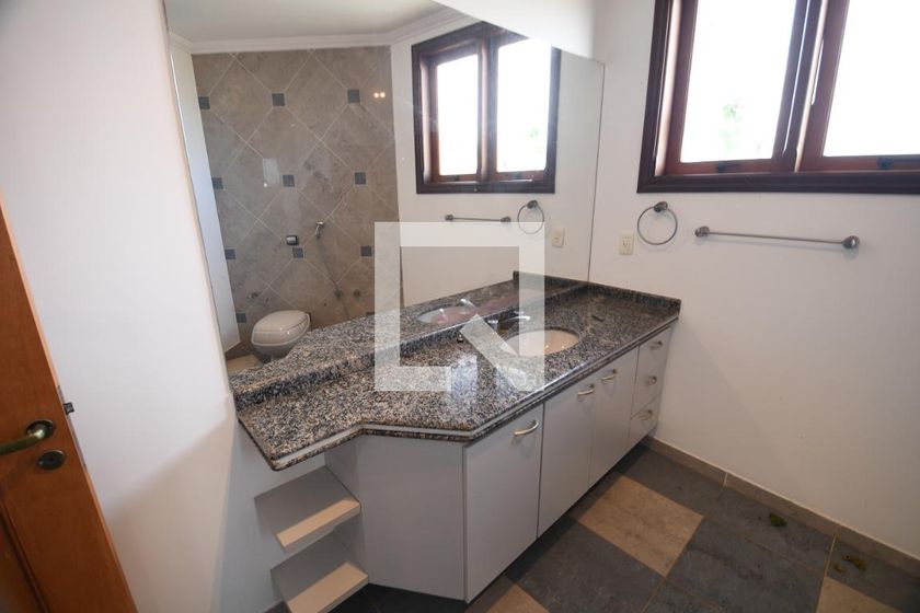 Casa à Venda - Lot. Alphaville Campinas, 4 Quartos,  604 m2 em , Campinas - sp | SoloBR