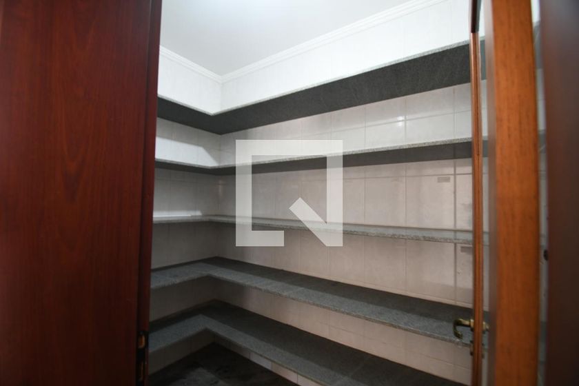 Casa à Venda - Lot. Alphaville Campinas, 4 Quartos,  604 m2 em , Campinas - sp | SoloBR