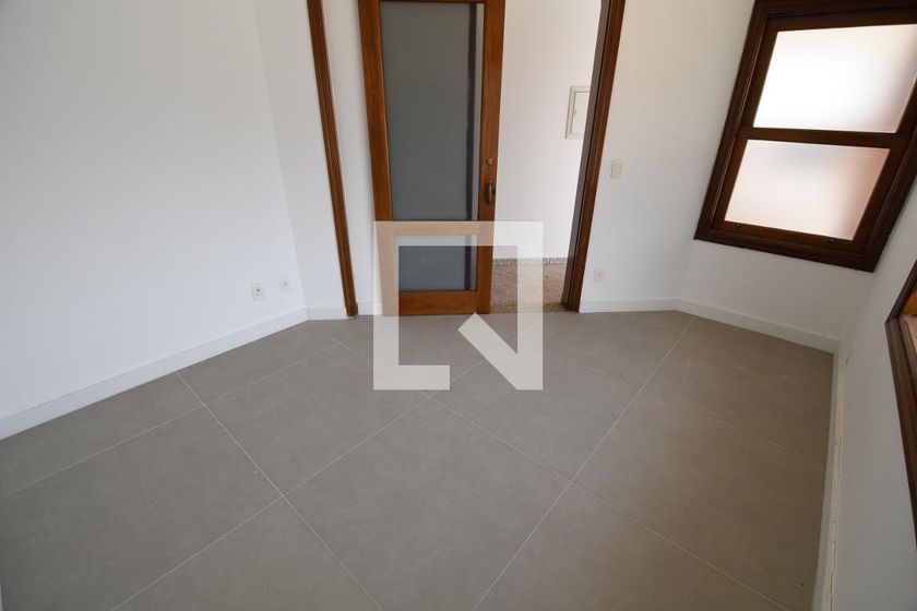 Casa à Venda - Lot. Alphaville Campinas, 4 Quartos,  604 m2 em , Campinas - sp | SoloBR