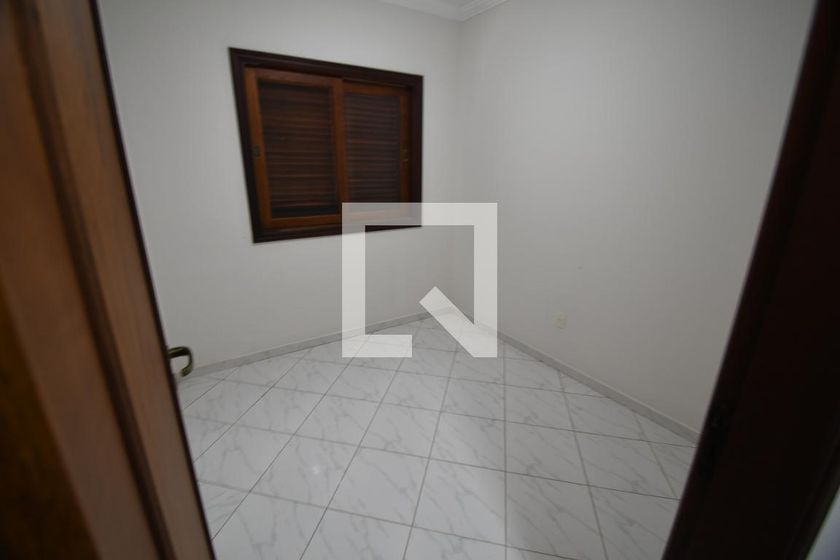 Casa à Venda - Lot. Alphaville Campinas, 4 Quartos,  604 m2 em , Campinas - sp | SoloBR