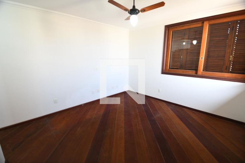 Casa à Venda - Lot. Alphaville Campinas, 4 Quartos,  604 m2 em , Campinas - sp | SoloBR