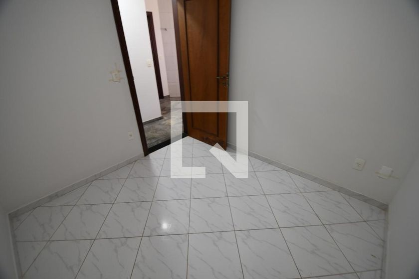 Casa à Venda - Lot. Alphaville Campinas, 4 Quartos,  604 m2 em , Campinas - sp | SoloBR