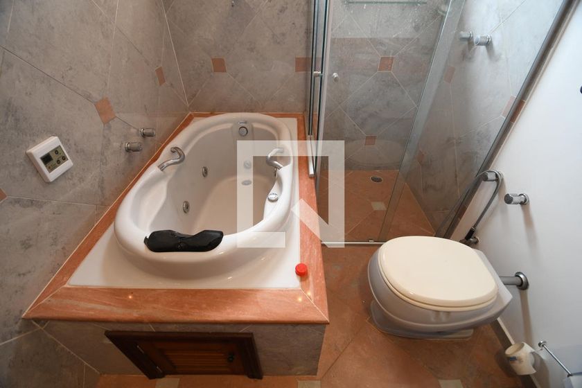 Casa à Venda - Lot. Alphaville Campinas, 4 Quartos,  604 m2 em , Campinas - sp | SoloBR