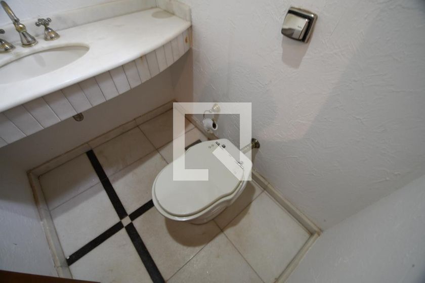 Casa à Venda - Lot. Alphaville Campinas, 4 Quartos,  604 m2 em , Campinas - sp | SoloBR
