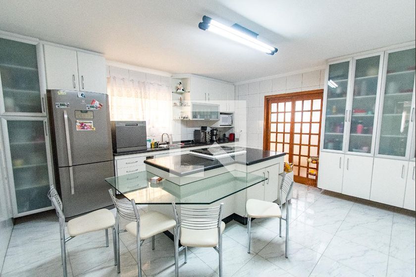 Casa, 3 quartos, 270 m² - Foto 90