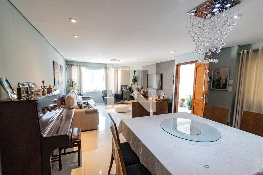 Casa, 3 quartos, 270 m² - Foto 1
