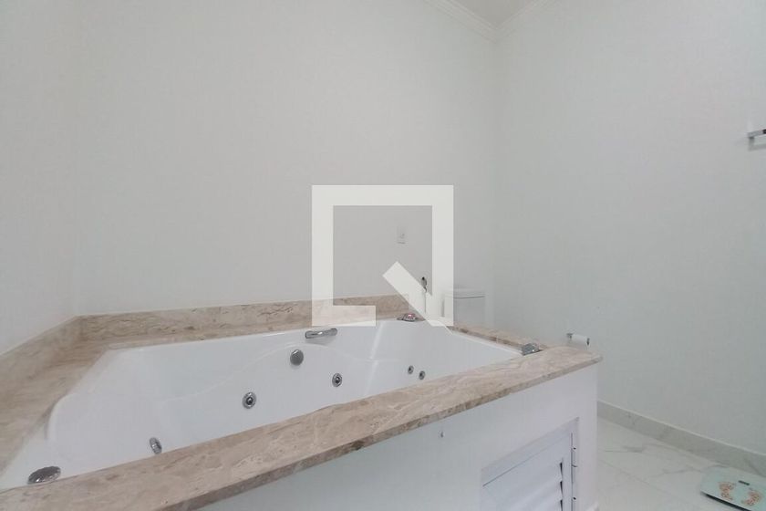 Casa à Venda - Swiss Park, 5 Quartos,  560 m2 em , Campinas - sp | SoloBR