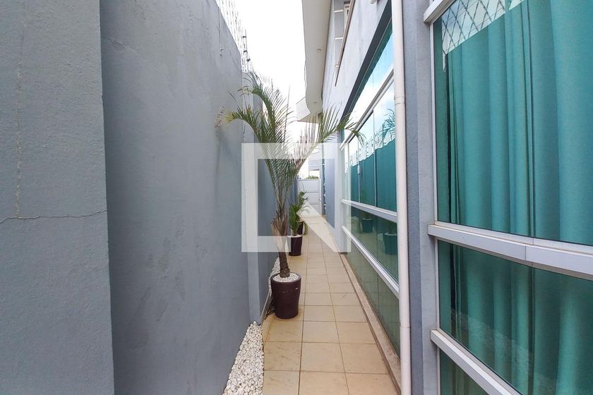 Casa à Venda - Swiss Park, 5 Quartos,  560 m2 em , Campinas - sp | SoloBR