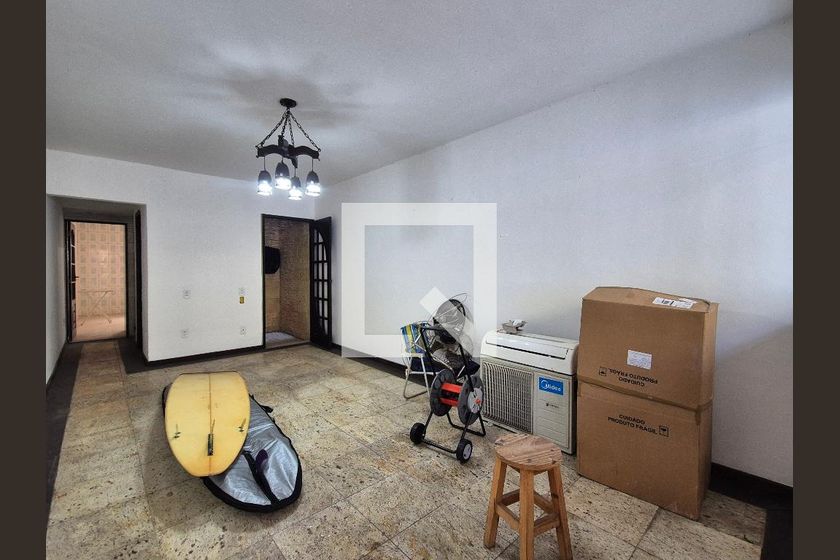 Casa, 3 quartos, 200 m² - Foto 1