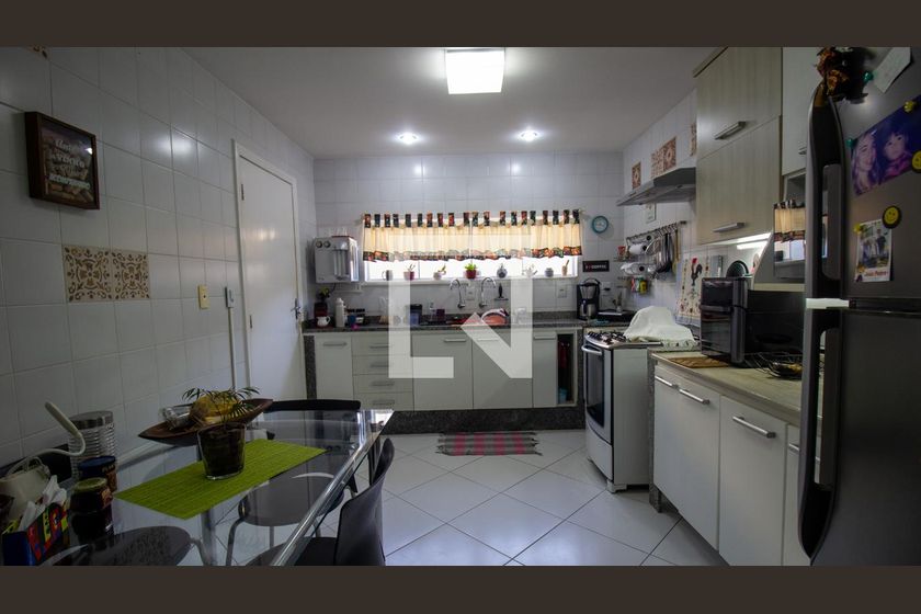 Casa, 4 quartos, 191 m² - Foto 47