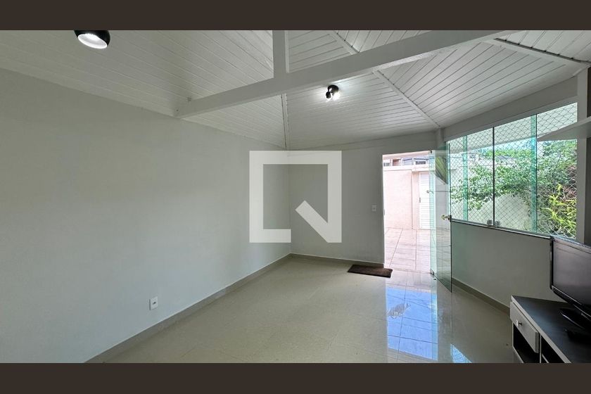 Casa, 3 quartos, 160 m² - Foto 2