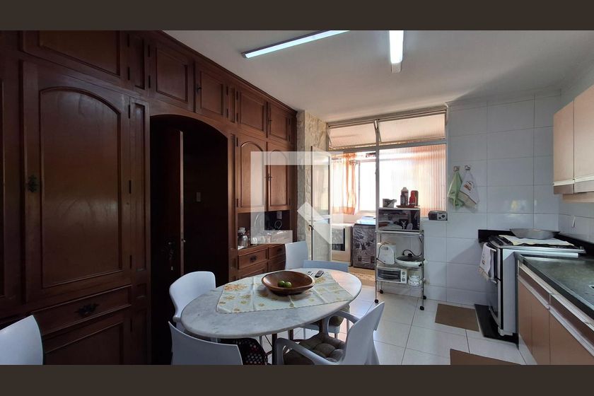 Apartamento à Venda - Cambuí, 4 Quartos,  170 m2 em , Campinas - sp | SoloBR