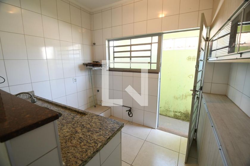 Casa à Venda - Jardim Chapadão, 3 Quartos,  220 m2 em , Campinas - sp | SoloBR