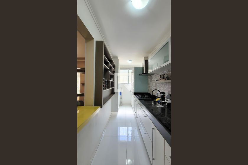 Apartamento à Venda - Mansões Santo Antônio, 3 Quartos,  140 m2 em , Campinas - sp | SoloBR