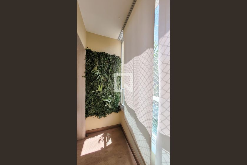 Apartamento à Venda - Mansões Santo Antônio, 3 Quartos,  140 m2 em , Campinas - sp | SoloBR