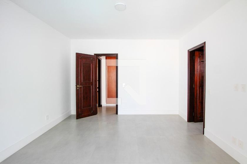Casa, 6 quartos, 750 m² - Foto 27