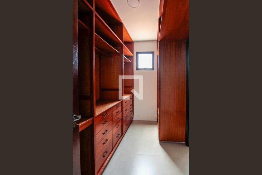 Casa, 6 quartos, 750 m² - Foto 28
