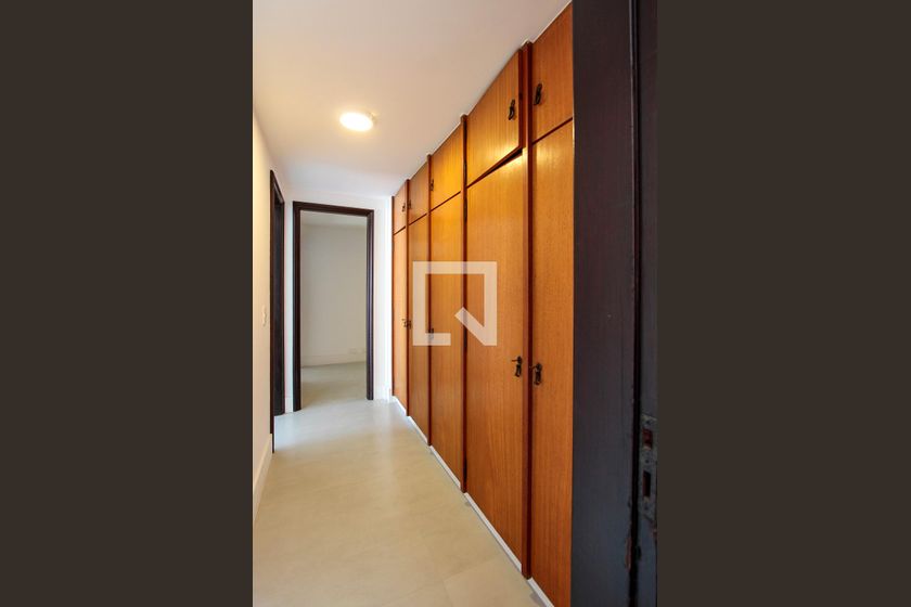 Casa, 6 quartos, 750 m² - Foto 13