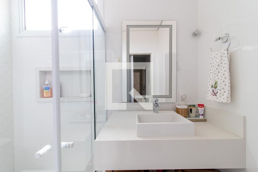 Casa à Venda - Lot. Alphaville Campinas, 4 Quartos,  380 m2 em , Campinas - sp | SoloBR