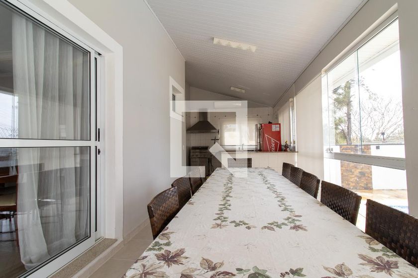 Casa à Venda - Lot. Alphaville Campinas, 4 Quartos,  380 m2 em , Campinas - sp | SoloBR