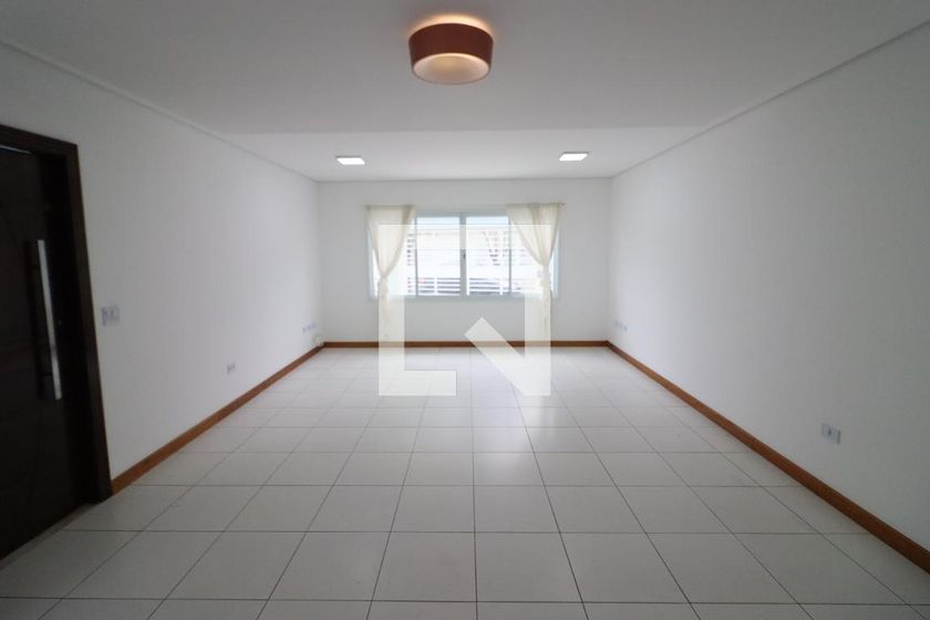 Casa, 3 quartos, 162 m² - Foto 1