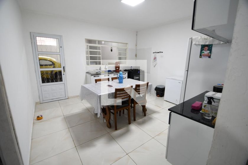 Casa à Venda - Jardim Flamboyant, 3 Quartos,  250 m2 em , Campinas - sp | SoloBR