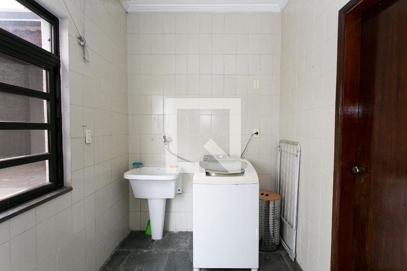 Casa, 3 quartos, 245 m² - Foto 81